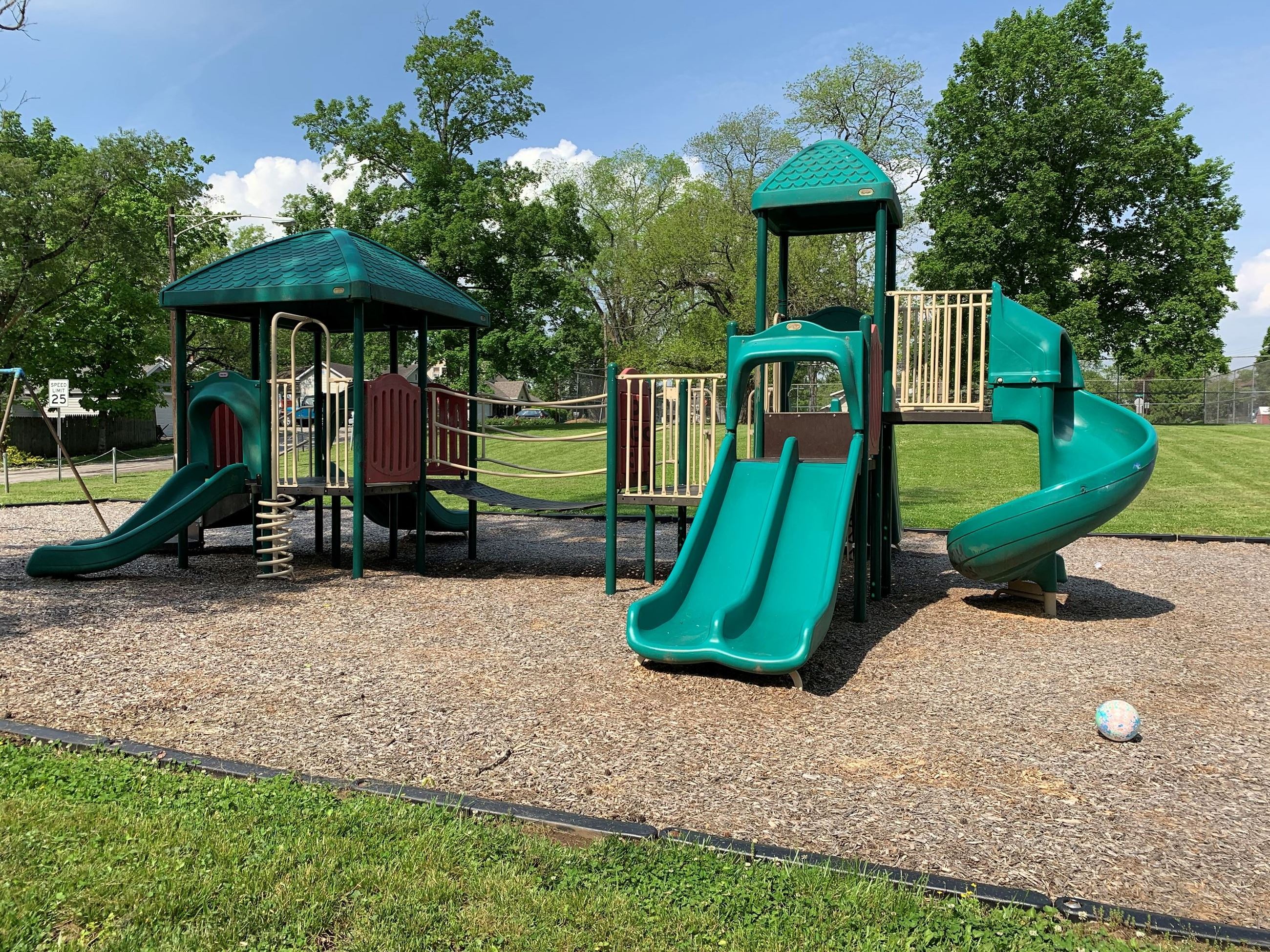 Chautaugua Comer Ave Park May 2021 (4)